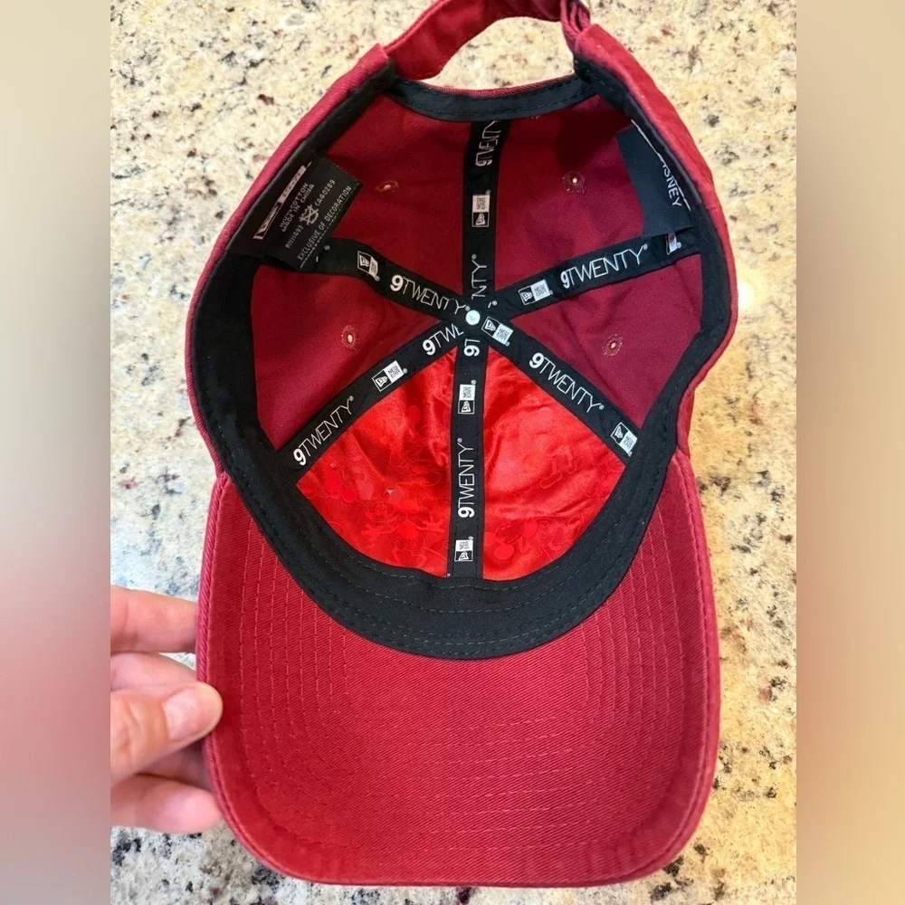 Disney Mickey Mouse Expressions Hat